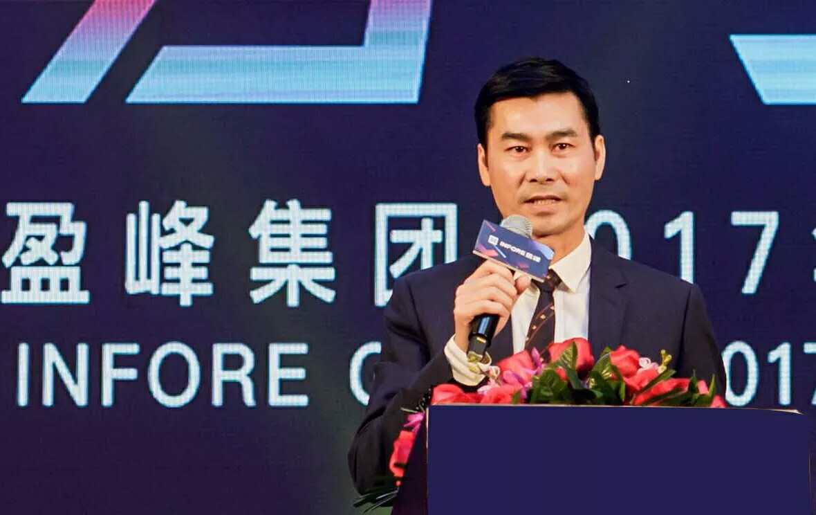 老板照片ps.jpg